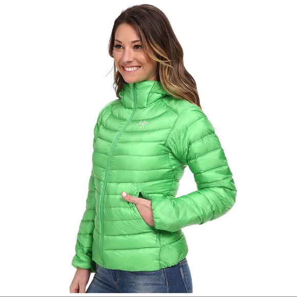 arcteryx womens down jacket